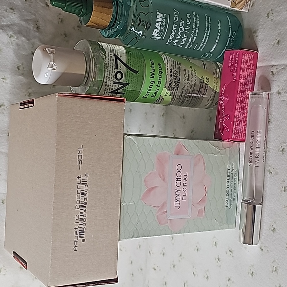 Beauty Bundle - Picture 2 of 8